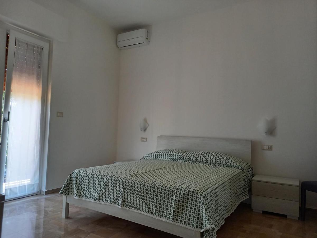 B&B La Vela Villa Rosa Di Martinsicuro Luaran gambar